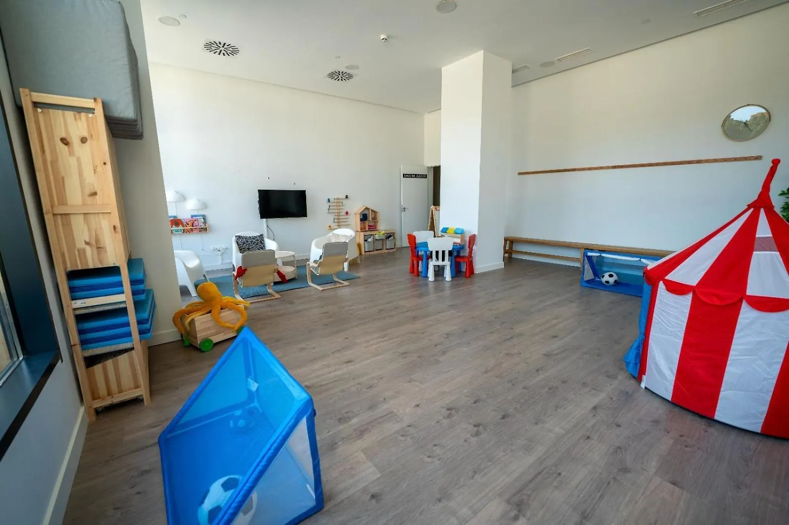 Malaga Skyline 4 Pool & Parking Free 빌라