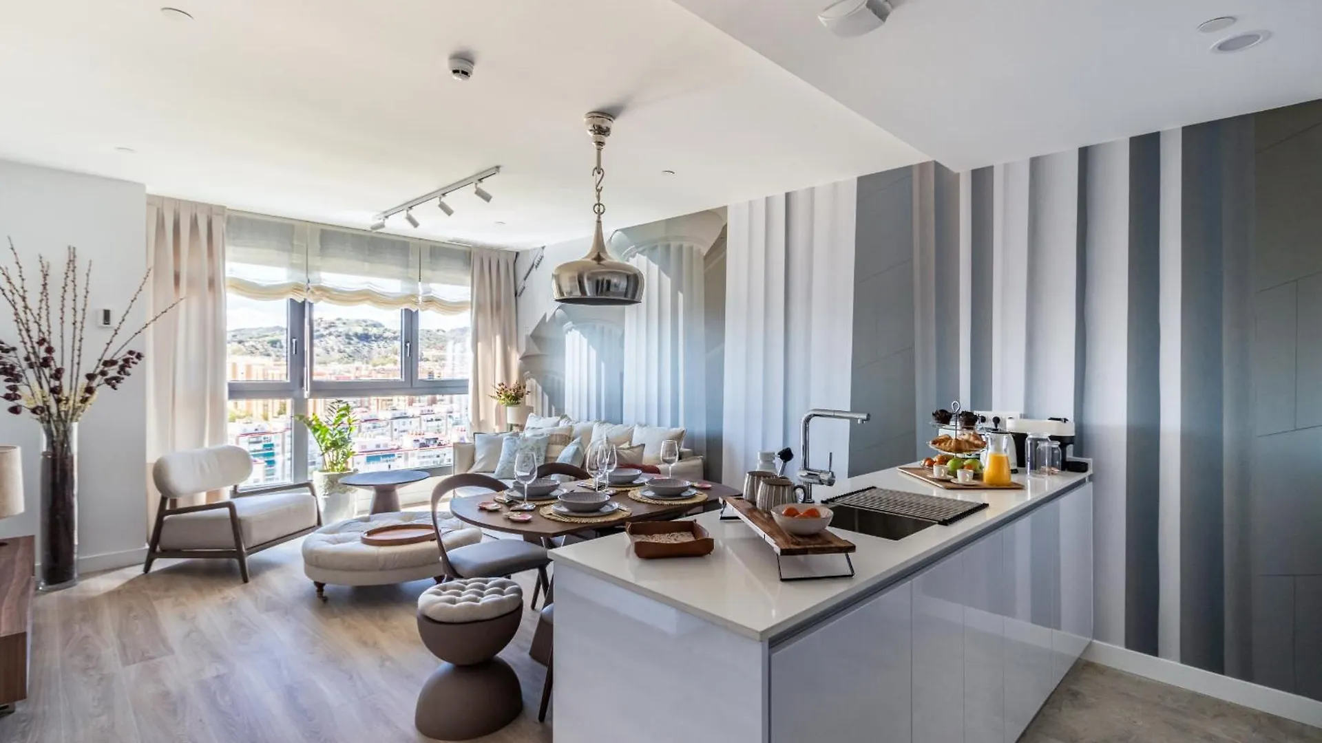 펜션 Malaga Skyline 4 Pool & Parking Free 빌라