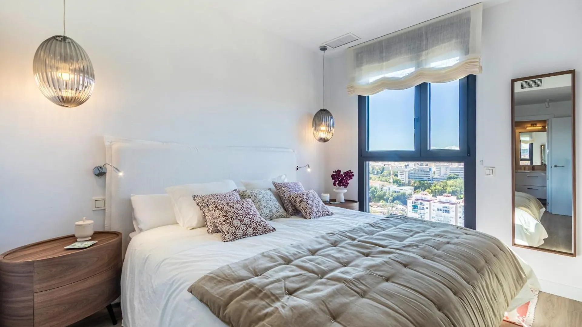 Malaga Skyline 4 Pool & Parking Free 빌라